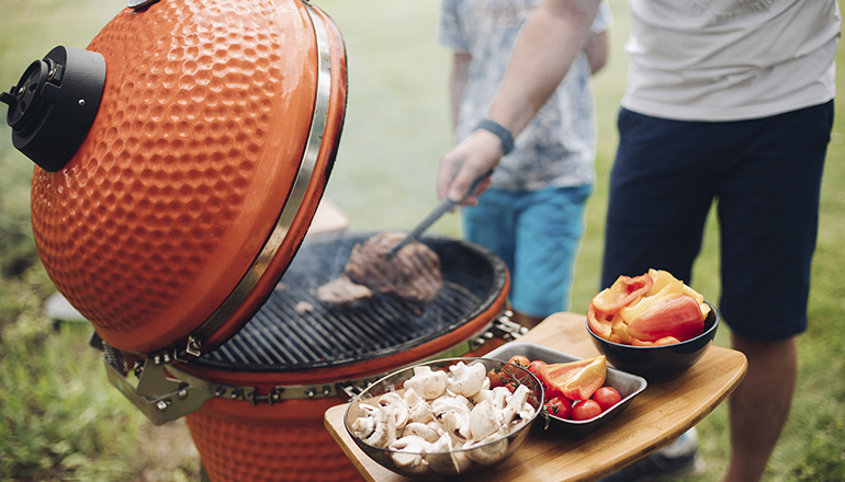 Как правильно выбрать керамический гриль: преимущества, недостатки и ТОП-функций