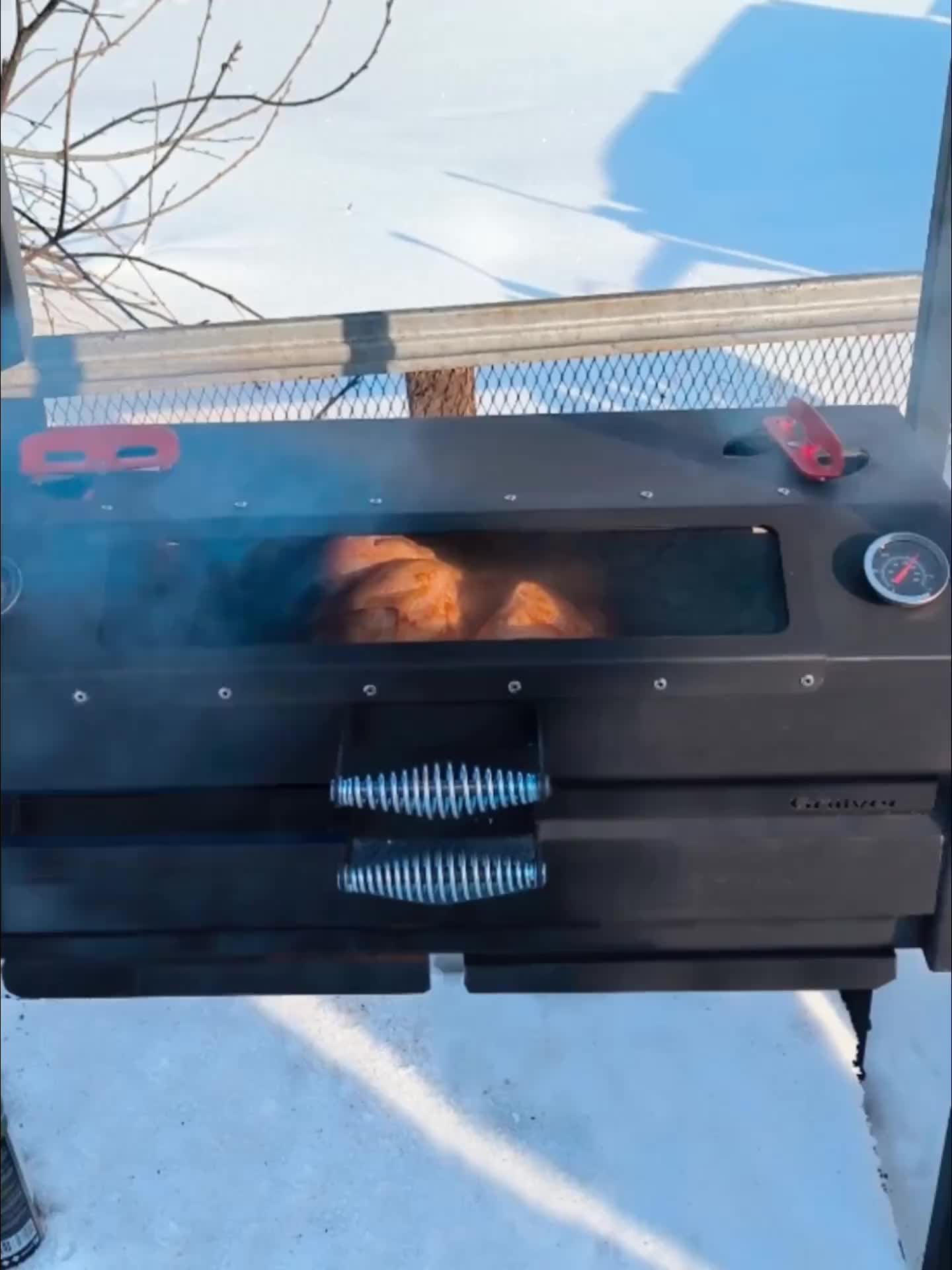Мангал-печь-гриль Grillver Искандер 360 Инклайн Эйр c коптильней MG и крышкой-гриль со стеклом MG и решеткой из нержавеющей стали